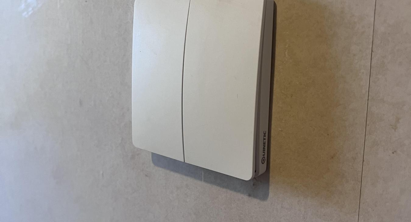 No damage to wallpaper - New light switch